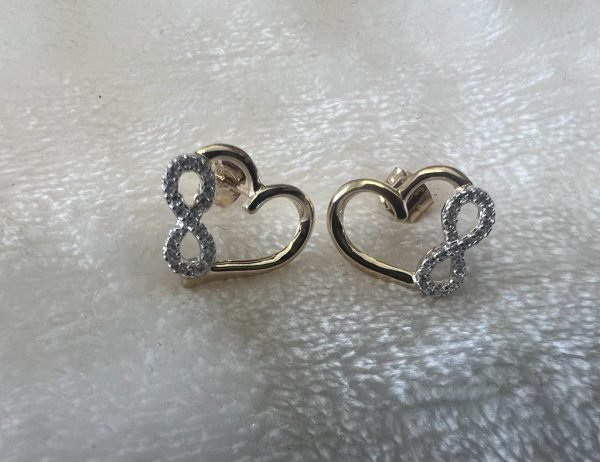 Solid 14 k gold heart with infinity earrings. - Image 2