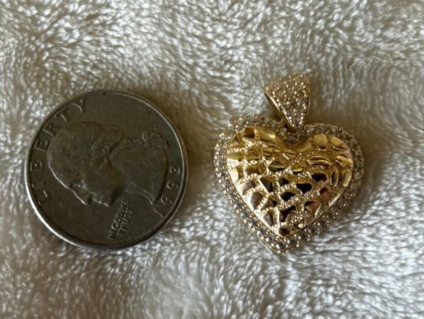 Solid 10 k gold Heart-nugget pendant. - Image 3