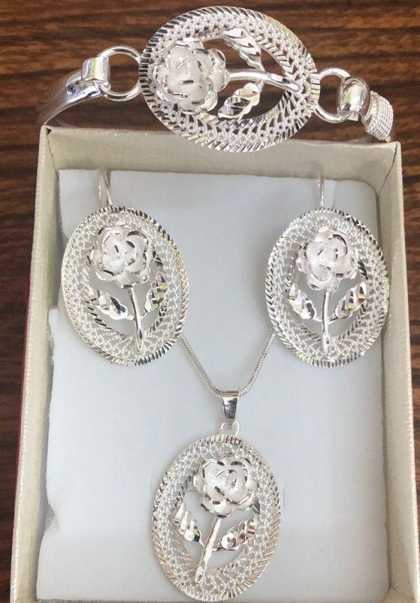925 Sterling silver rose 🌹collectio - Image 2