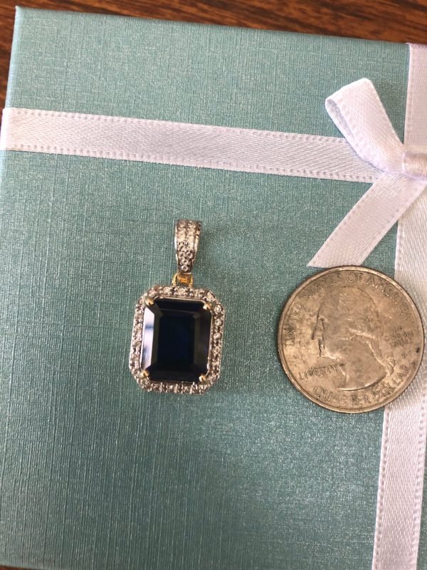 Solid 14 k gold blue sapphire Stone Pendant 5.2 gram. - Image 3