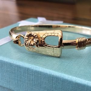 Gold plated Sugar mill with Hibiscus flower bracelet size 7 1/2