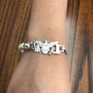 sterling silver(925)  VI flag kid’s bracelet